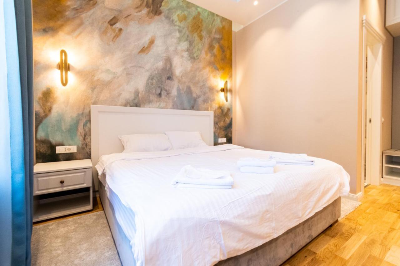 Black Gate - Quiet Studio In The Heart Of Old Town With Free Private Secured Parking Μπρασόβ Εξωτερικό φωτογραφία