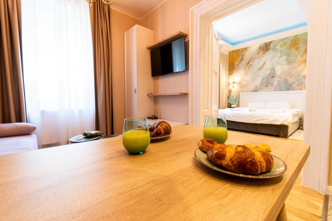 Black Gate - Quiet Studio In The Heart Of Old Town With Free Private Secured Parking Μπρασόβ Εξωτερικό φωτογραφία